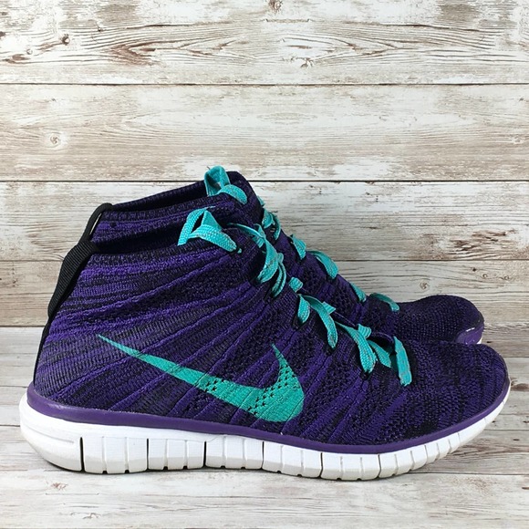 nike flyknit chukka purple